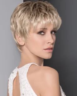 Aura -Aveda Store HS Aura1 Champagne Rooted 2017