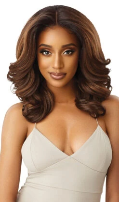 OUTRE Perfect Hairline 13 X 6 HD Frontal Lace Wig - JULIANNE