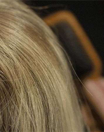 Aveda Wooden Mini Paddle Brush 2 Aveda Wooden Mini Paddle Brush - Image 2